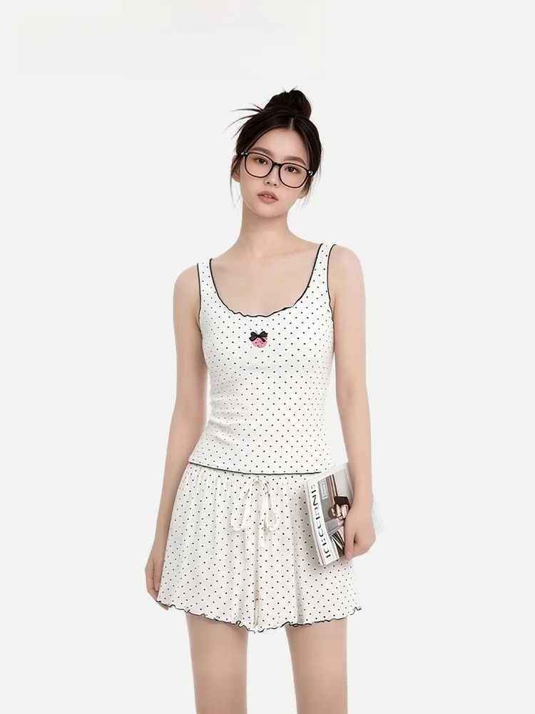

PinkBread Ladies Cotton Sleepwear Strap Vest Cool Feeling with Chest Pad Home Clothes Strawberry Polka Dot Sport Style Short ...