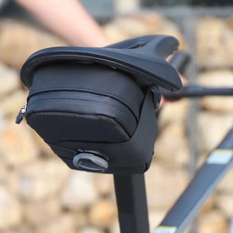 Bicycle Self-locking Waterproof Tail Bag 560ml Capacity Road/MTB/Folding Bike Saddle Rear Bag Portable Bicycle Tool Kit