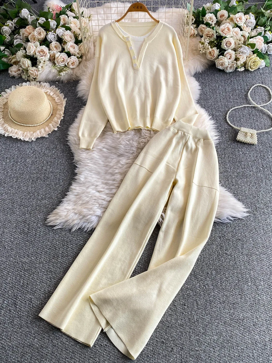 Casual Knitted Two-Piece Set round Neck High Waist Wide Leg Pants Pocket Design Slimming Effect Comfortable Lazy Style Ensemble