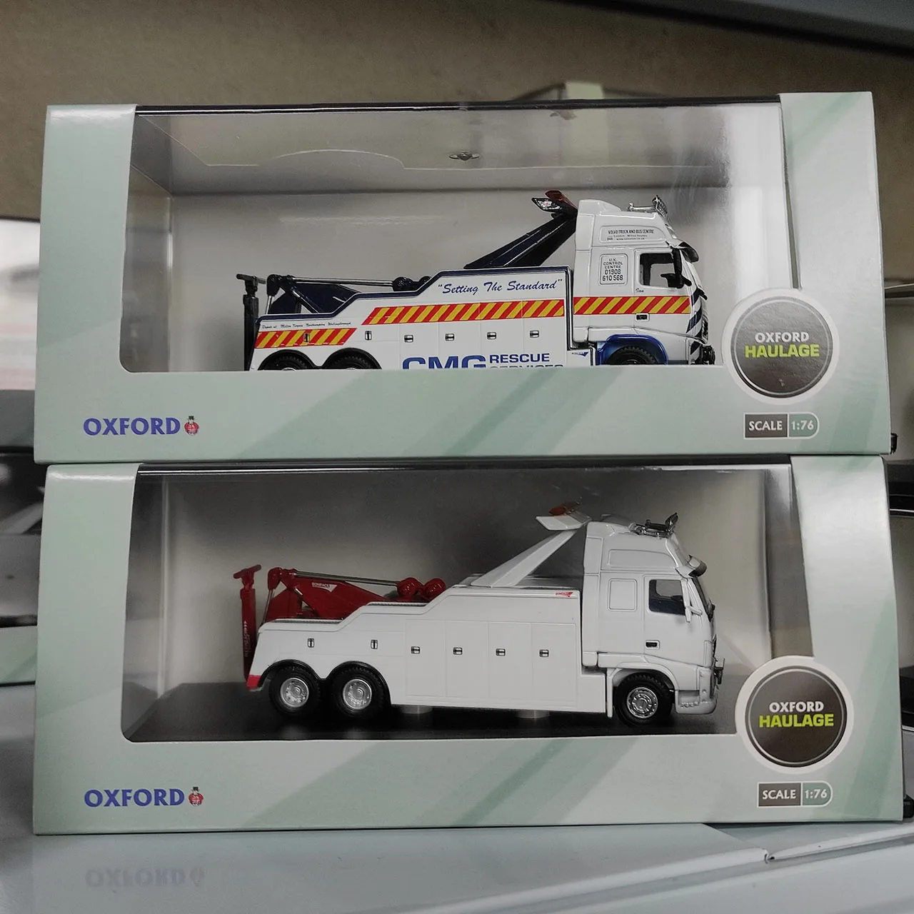 

Литой под давлением OXFORD масштаб 1:76 Volvo Road Rescue модель автомобиля из сплава Коллекционная игрушка в подарок сувенир дисплей орнамент