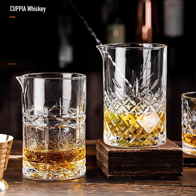 700ml Cocktail Shaker Mixing Glass Bartender Gadget Wine Whiskey Glass with Thick Weighted Bottom Luxury Bar Accessories Barware