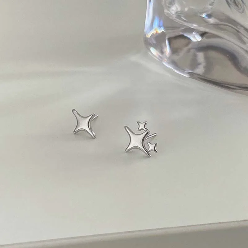 Hohle fünfeckige Ohrstecker im Y2K-Stil für Frauen, personalisierbar, Stern-Asterismus, runde Ohrschnalle, Metall-Accessoires, Modeschmuck – Detail 6