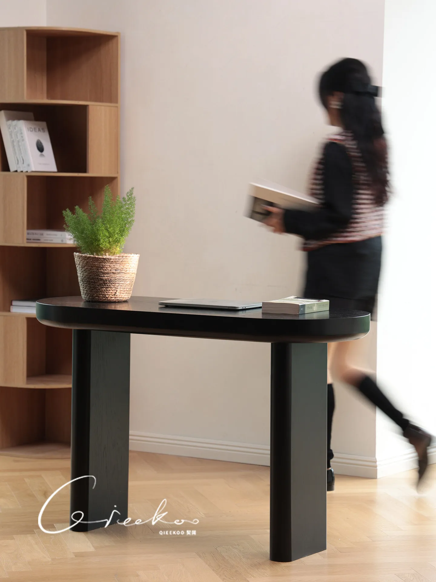 Wide home wabi style bedroom desk oval British French light luxury office medieval black edge table coffee table