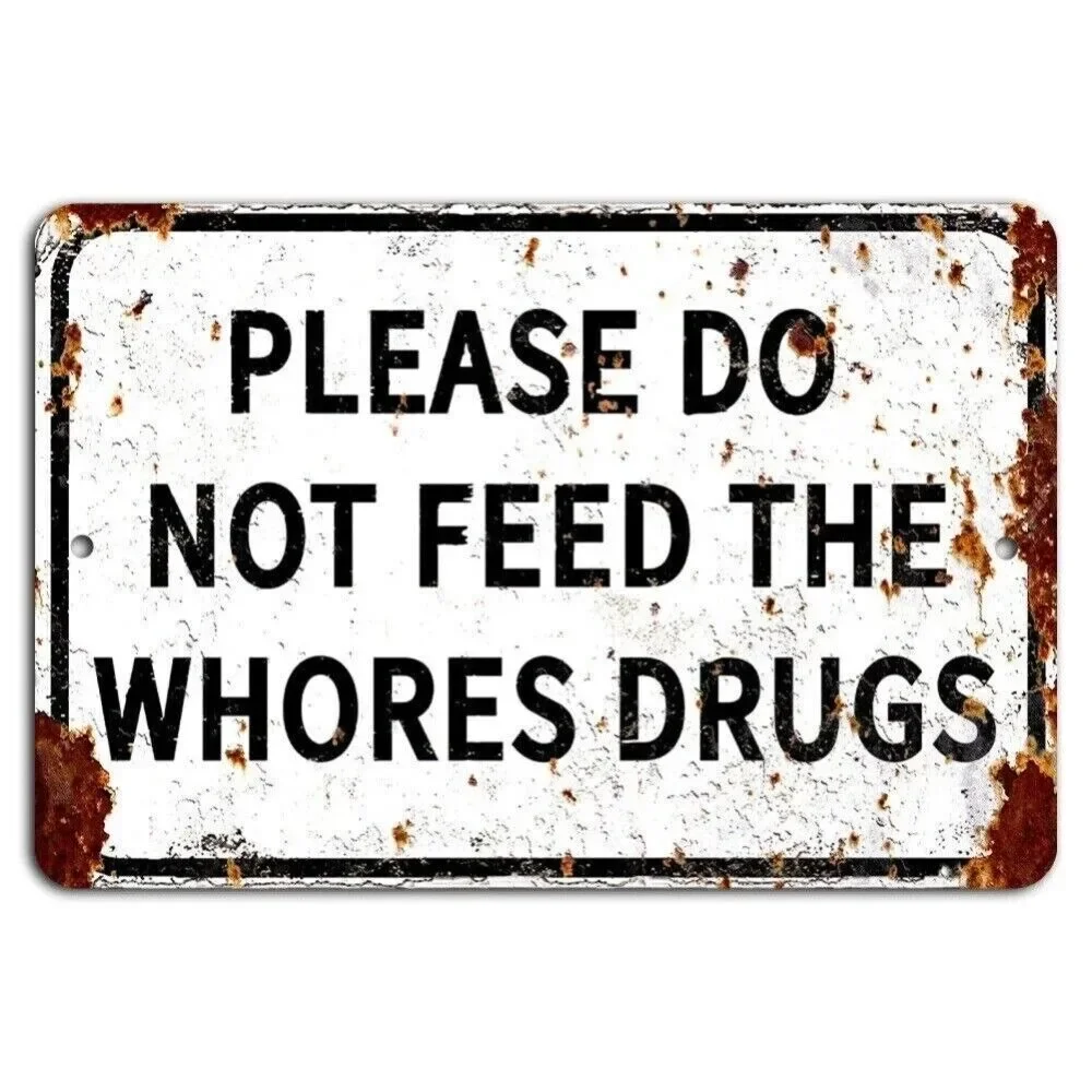 

Rustic 'Do Not Feed Raccoons' Funny Metal Sign – Hand-Forged Wildlife Decor for Country Homes