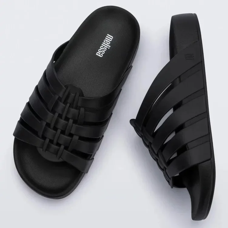 شبشب ميليسا داخلي ناعم من الأسفل ملابس منزلية عصرية للحمام مضادة للانزلاق مريحة من مادة PVC المنسوجة سهلة الارتداء للارتداء غير الرسمي #4