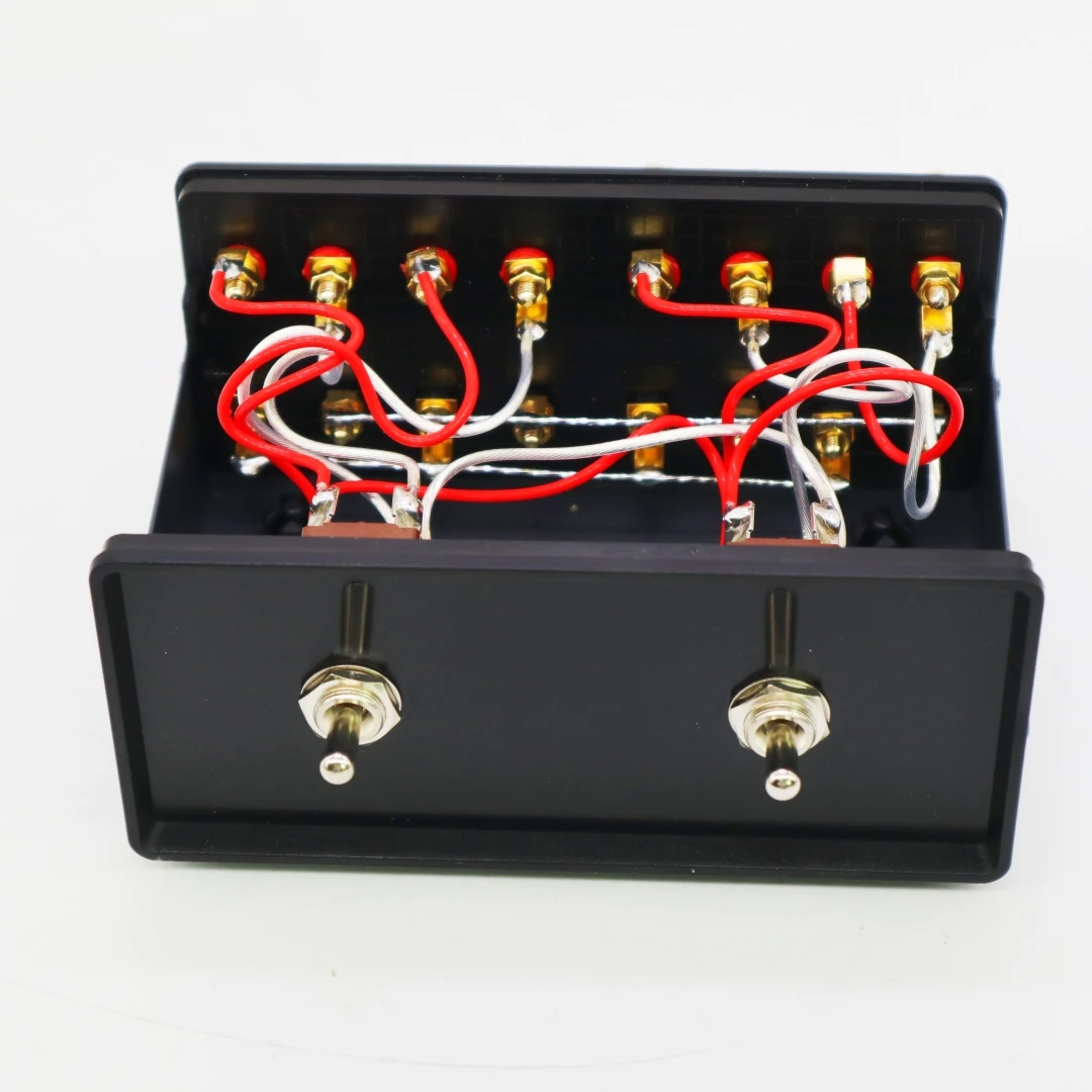 Large current version 2 power amplifier switching 2 pairs of speaker output PK sound audio switcher switch