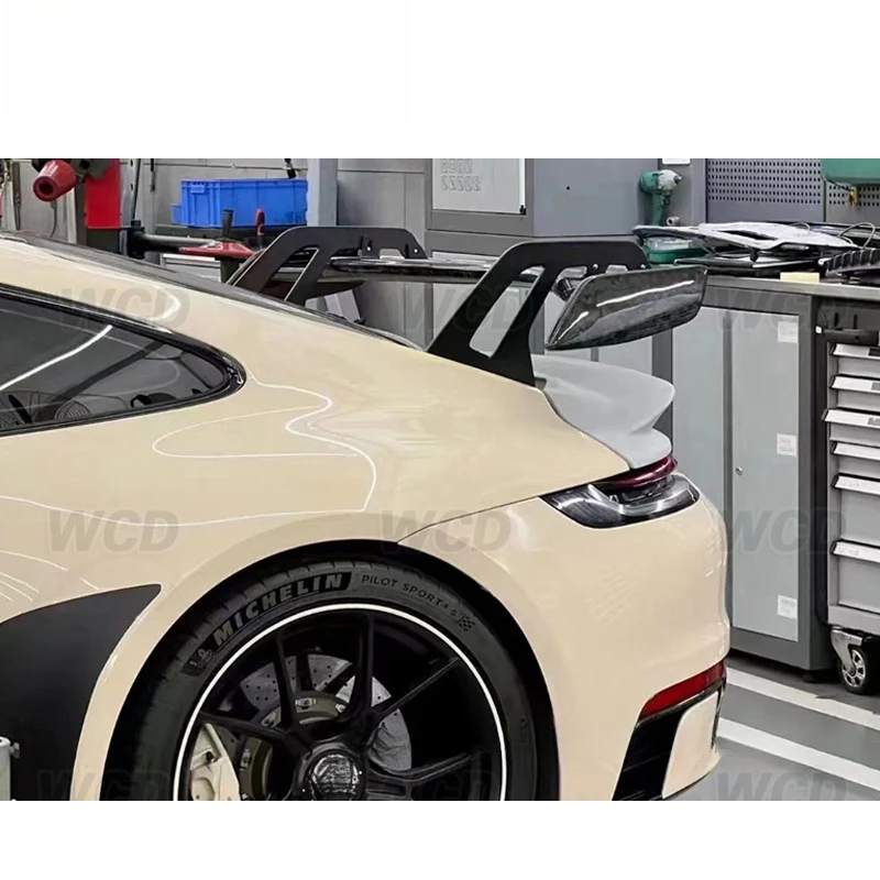 Suitable for Porsche 911 992 GT3 carbon fiber rear spoiler GT high-profile fixed wind wing car modification accessories