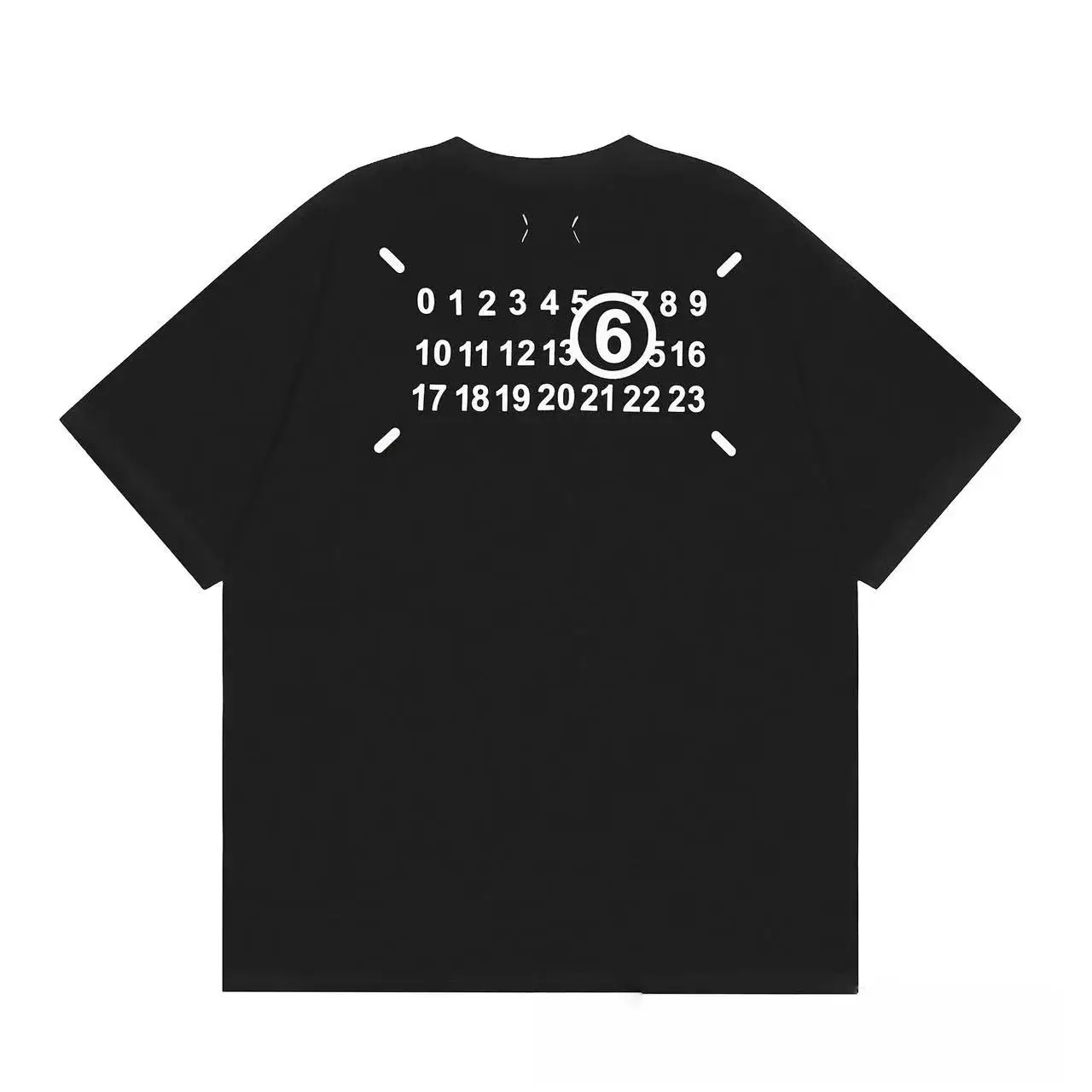 2026 new Round-neck short-sleeved Tee with pattern misaligned hand-drawn digital art suitable for both as a casual style