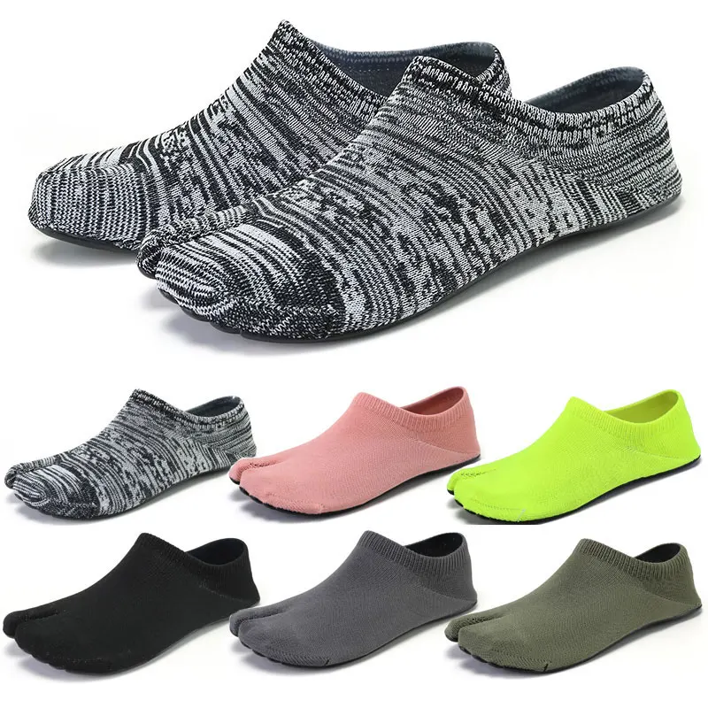 Two-toe Sock Shoes Pinch Feet Women Men Yoga Shoes Outdoor Beach Shoes Quick Drying Wading Shoes for Water Sport Fitness EU35-49