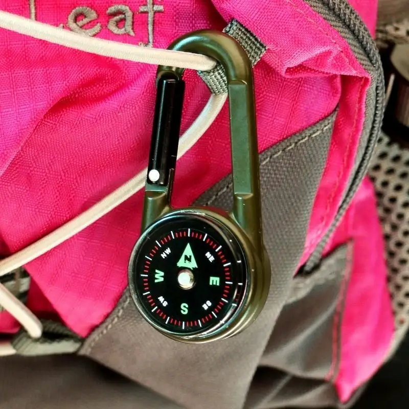 New Practical New Multifunctional Smart Hiking Metal Plastic Carabiner Mini Compass Thermometer Keychain (Random Color)