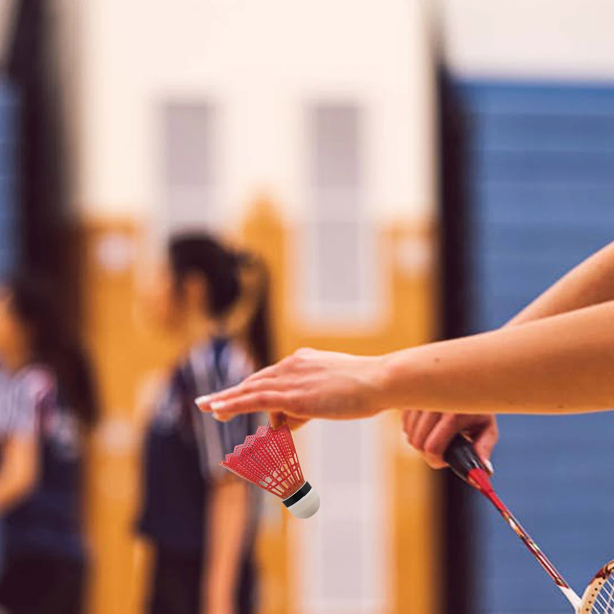 

12Pcs Plastic Badminton Shuttlecocks Fine Craftsmanship Neat Crown Stable Flight Great for Badminton Lovers Daily Use