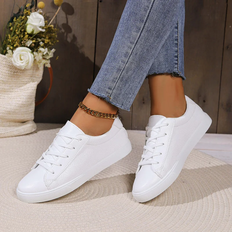 

Large Size Flat White Shoes for Women Autumn New Lace-Up Korean Style Low-Top Sneakers Casual Sports Shoes