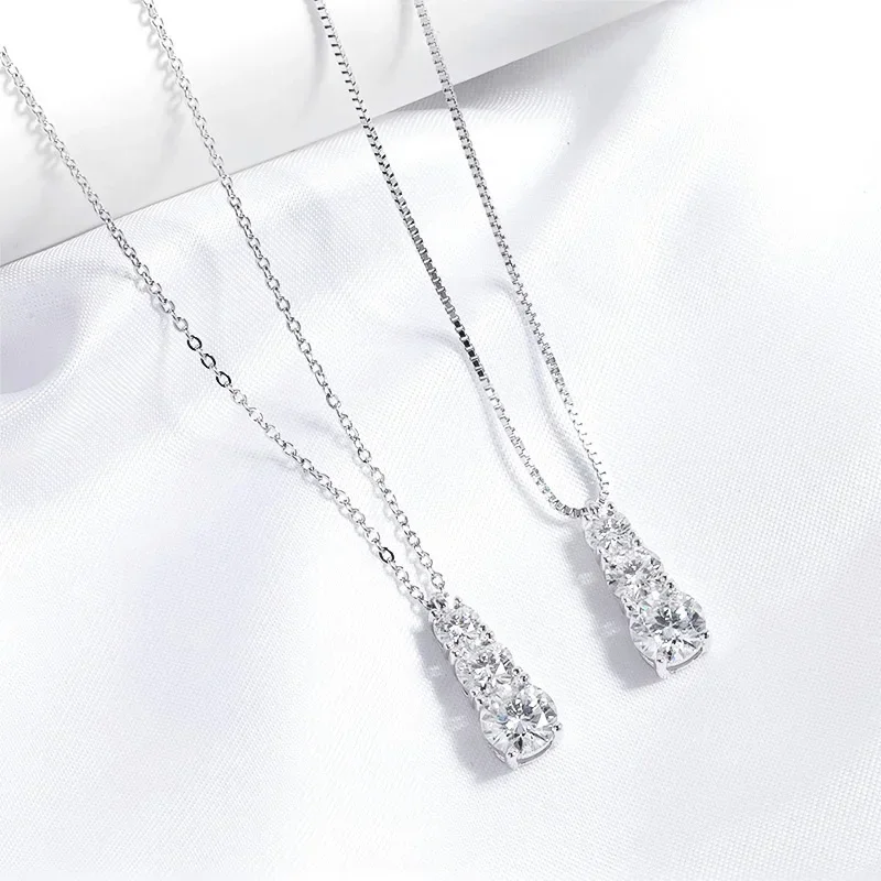 FCGJHW 1.8cttw Certified Moissanite Necklace for Women 3 Stones Sparkling Simulated Diamond S925 Sterling Silver Jewelry 2026