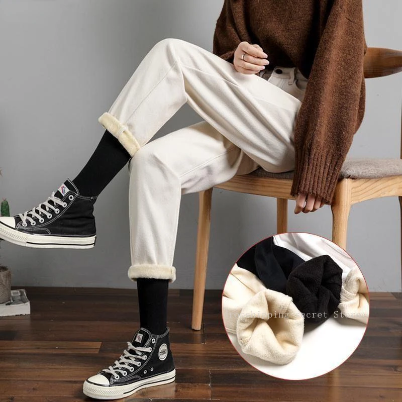 

2025 осенне-зимний стиль, черные флисовые джинсы, женские свободные прямые брюки с высокой талией, джинсы, женская одежда