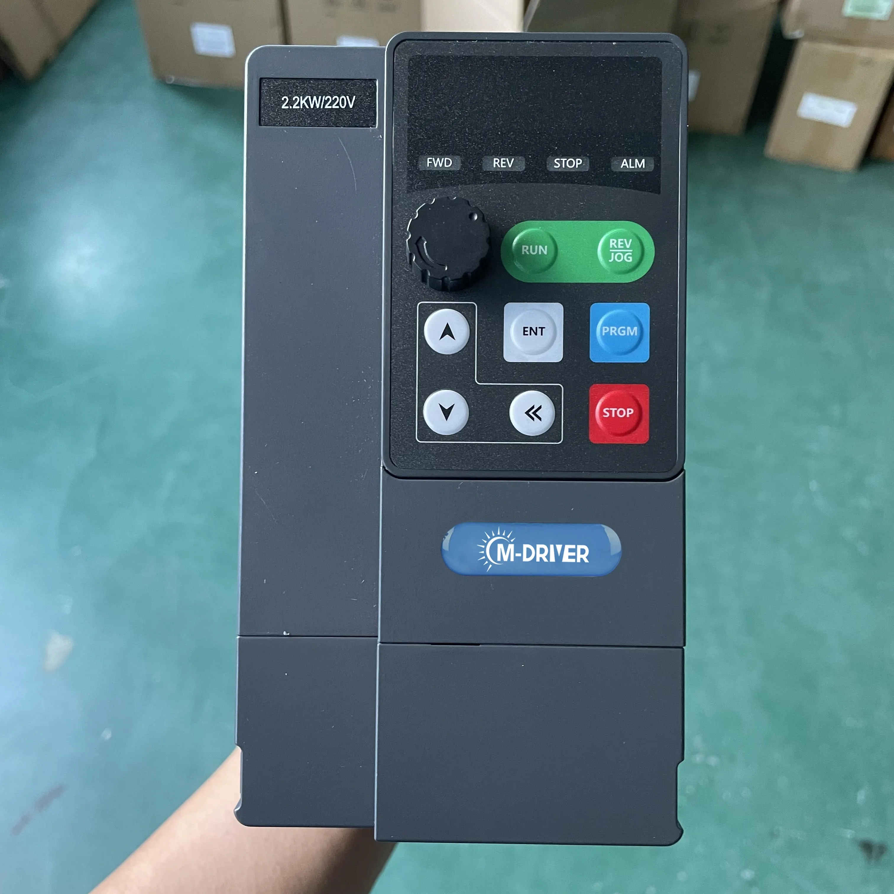 

Variable frequency drive 3hp frequency converter 50hz 60hz 220V 380V ac 2.2kw vector motor controller