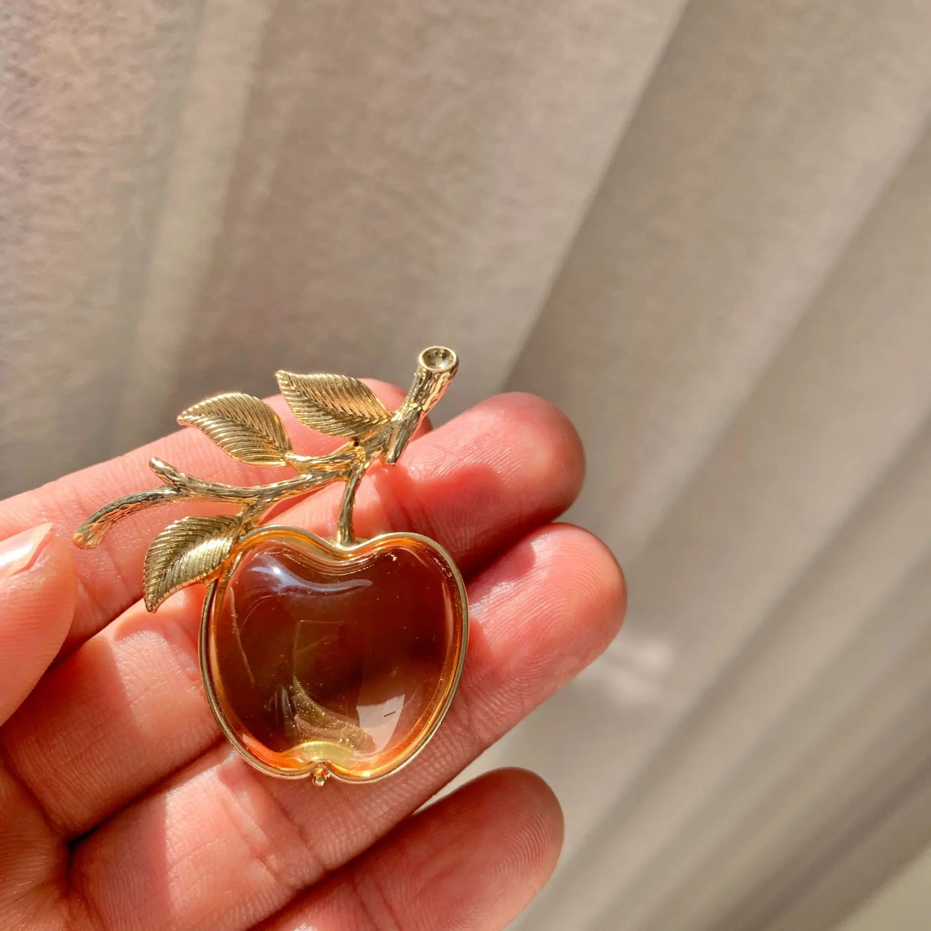 Delicate Apples Medieval Brooches Studs Jelly Transparent Pins Earrings Women's Corsage Earring Fruit Jewelry Boutique Gifts