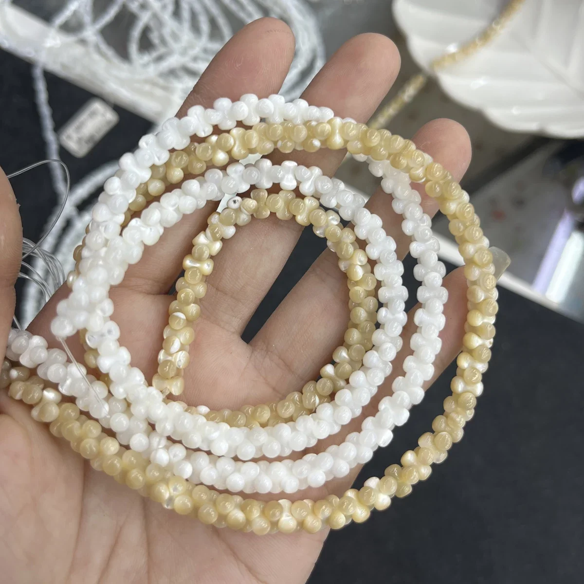 

3x6mm Natural Freshwater Mixed Shell Round Bead White Yellow Jewelry Make DIY Necklace Bracelet Earrings Accessory Wedding Women