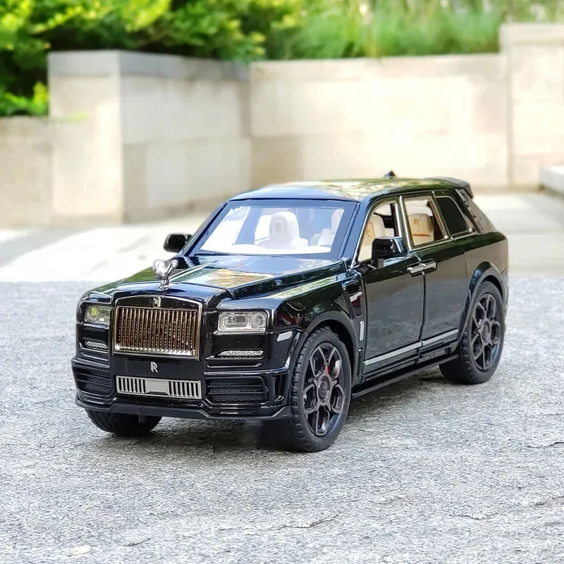 Rolls Royce SUV Cullinan Masory Alloy Luxury Car Model, Diecasts Metal, Pull Back Car, Simulação Sound Light, Kids Toy Gift, 1:24