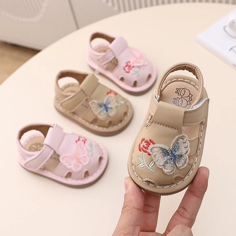 

Preschool Walking Shoes 2025 Autumn New Style Child Flat Shoes Newborn Barefoot Soft Sole Baby Cute Flower Little Leather Shoes