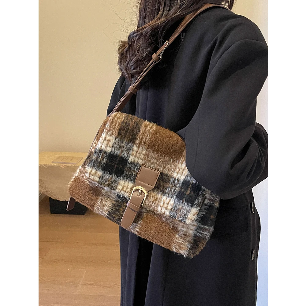 Women Large Capacity Tweed Shoudler Bags Contrast Plaid Print Flap Stachels Messenger Bags Large Capacity Lady Commute Packs