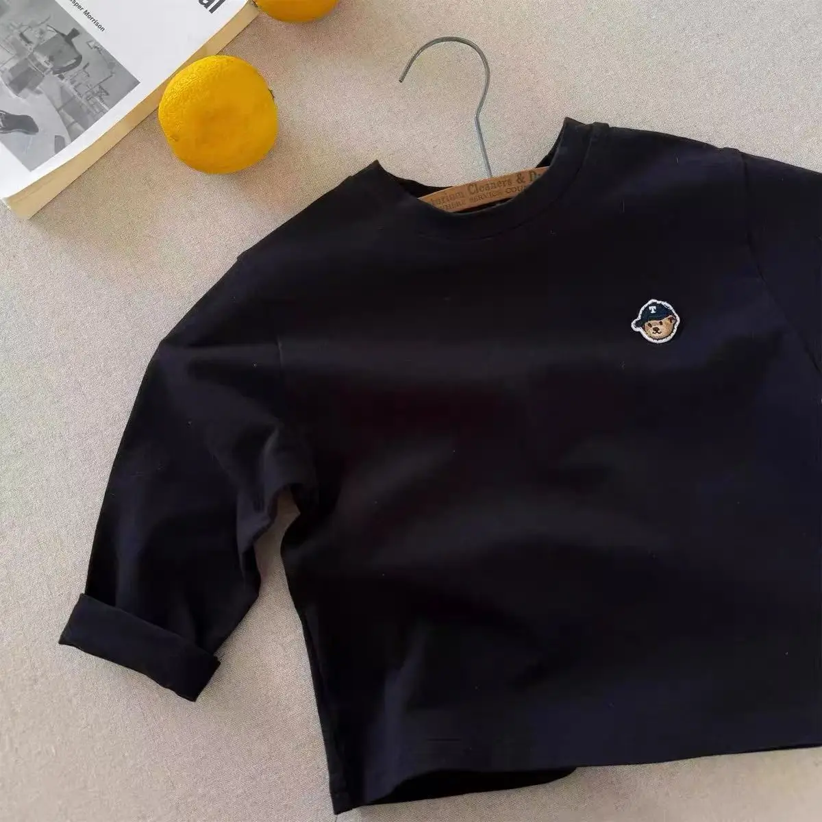 تي شيرت للأطفال بأكمام طويلة، قميص أساسي من القطن الخالص يسمح بمرور الهواء، قميص قاعدة مخطط للأولاد والبنات الكرتونية للربيع