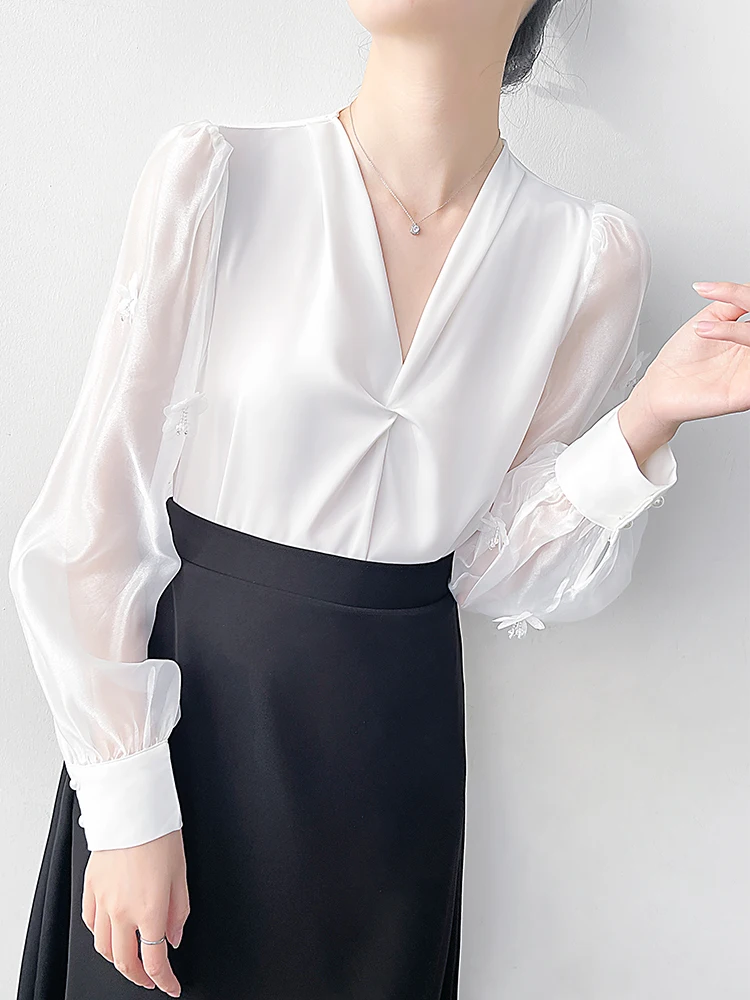

Белая атласная блузка с V-образным вырезом для профессиональных встреч и собеседований, в корейском стиле, женская, модная, дышащая, с длинным рукавом