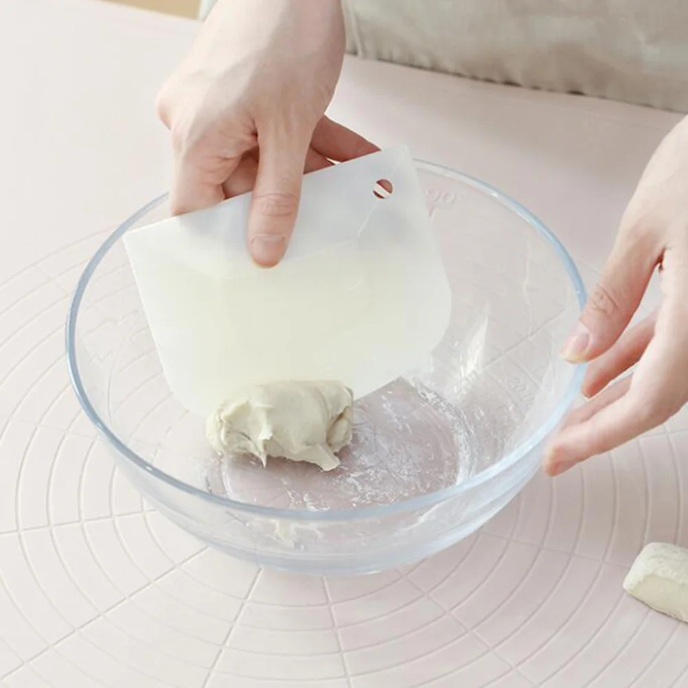 

1Set Plastic Dough Cutters Butter Scrapers Trapezoid Baking Spatulas White Cake Decorating Tools Smooth Icing Cutting Baking