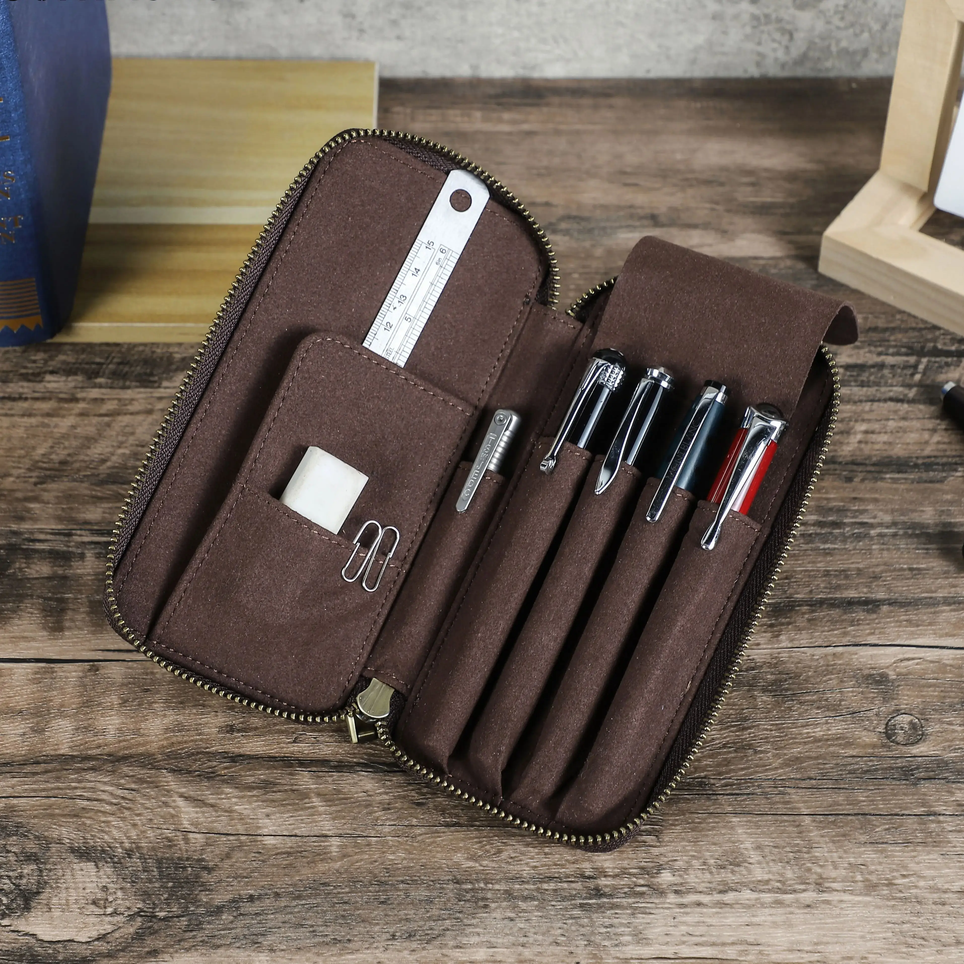 astuccio-in-vera-pelle-con-4-scomparti-fatto-a-mano-multifunzionale-con-cerniera-porta-penne-stilografiche-organizer-per-cancelleria-da-ufficio-e-scuola