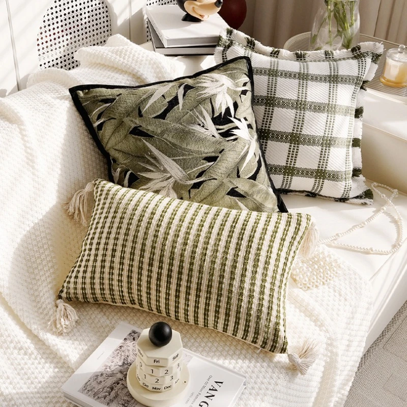 

Luxury Green Textured Cushion Cover Vintage Patchwork Jacquard Sofa Pillow Cover Decorative Modern Design Soft Home Furnishings