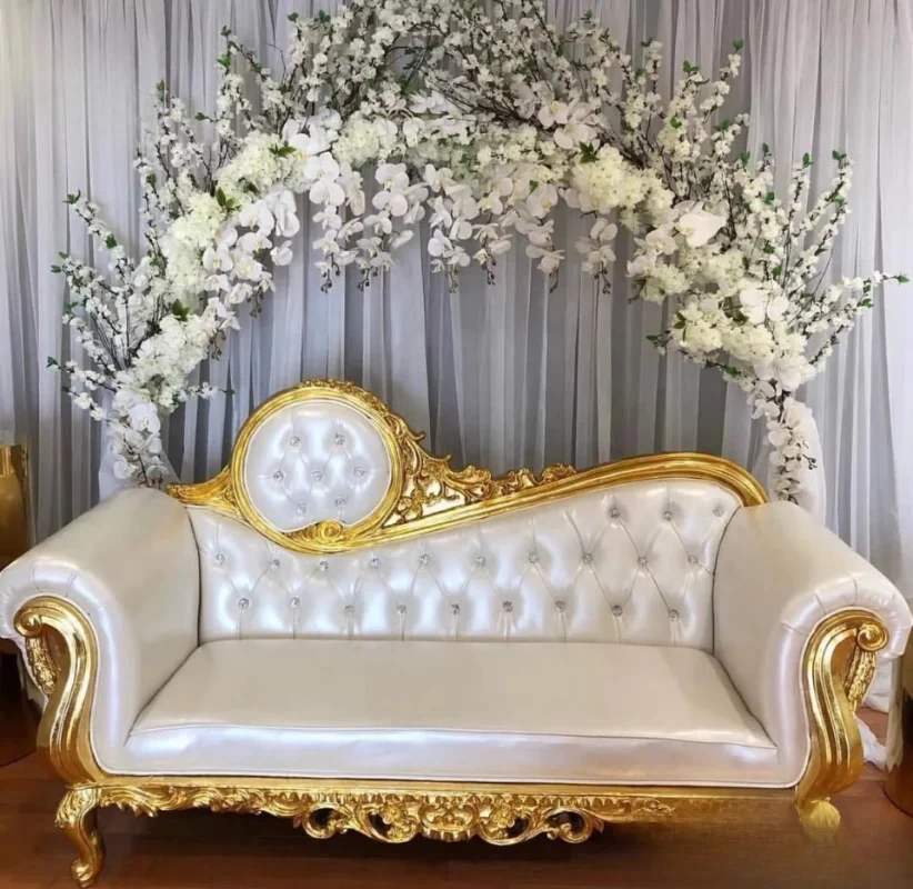 

Luxury Wood Throne Sofa Chair with Leather Cover Wedding Banquets Hotel Events Restaurants Bedrooms Apartments Parks-Wholesale
