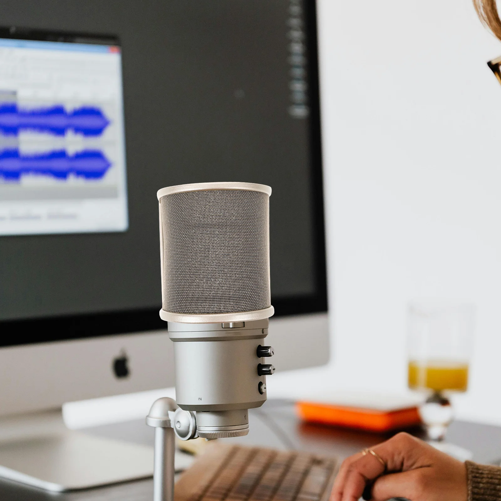 ميكروفون بوب فلتر U شكل هيئة التصنيع العسكري درع غطاء الزجاج الأمامي القابل للاستبدال لميكروفونات المكثف يده شاشة واقية Dj