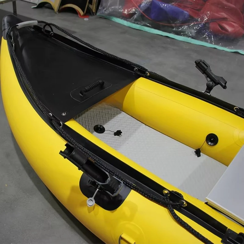 Easy to Carry Inflatable Kayaks 3 Person Inflatable Collapsible Light Kayaks