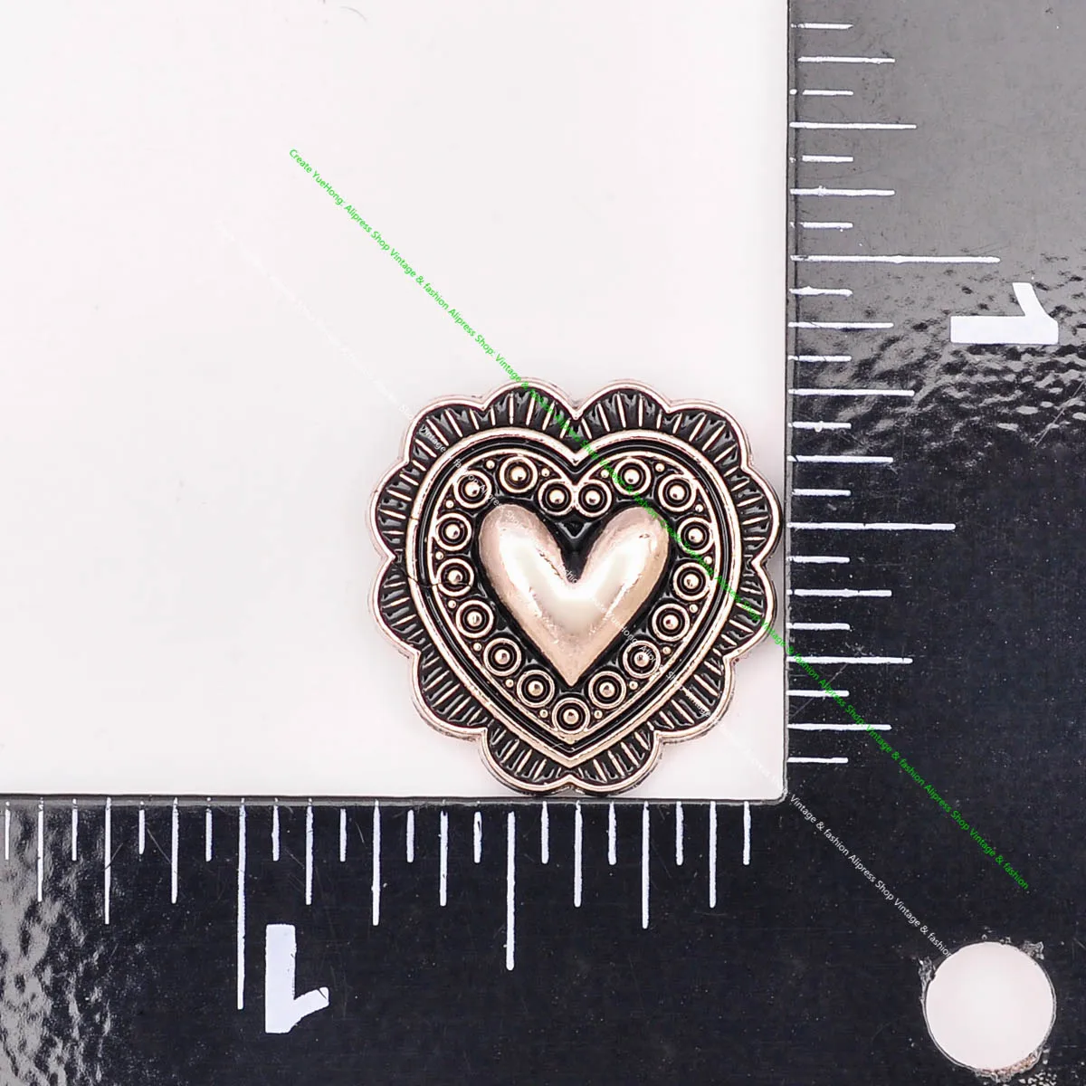 10pcs 20mm Silver Flower Engraved Sweet Love Heart Western Saddle Bracelet Leathercraft Belt Accessories Conchos Screwback