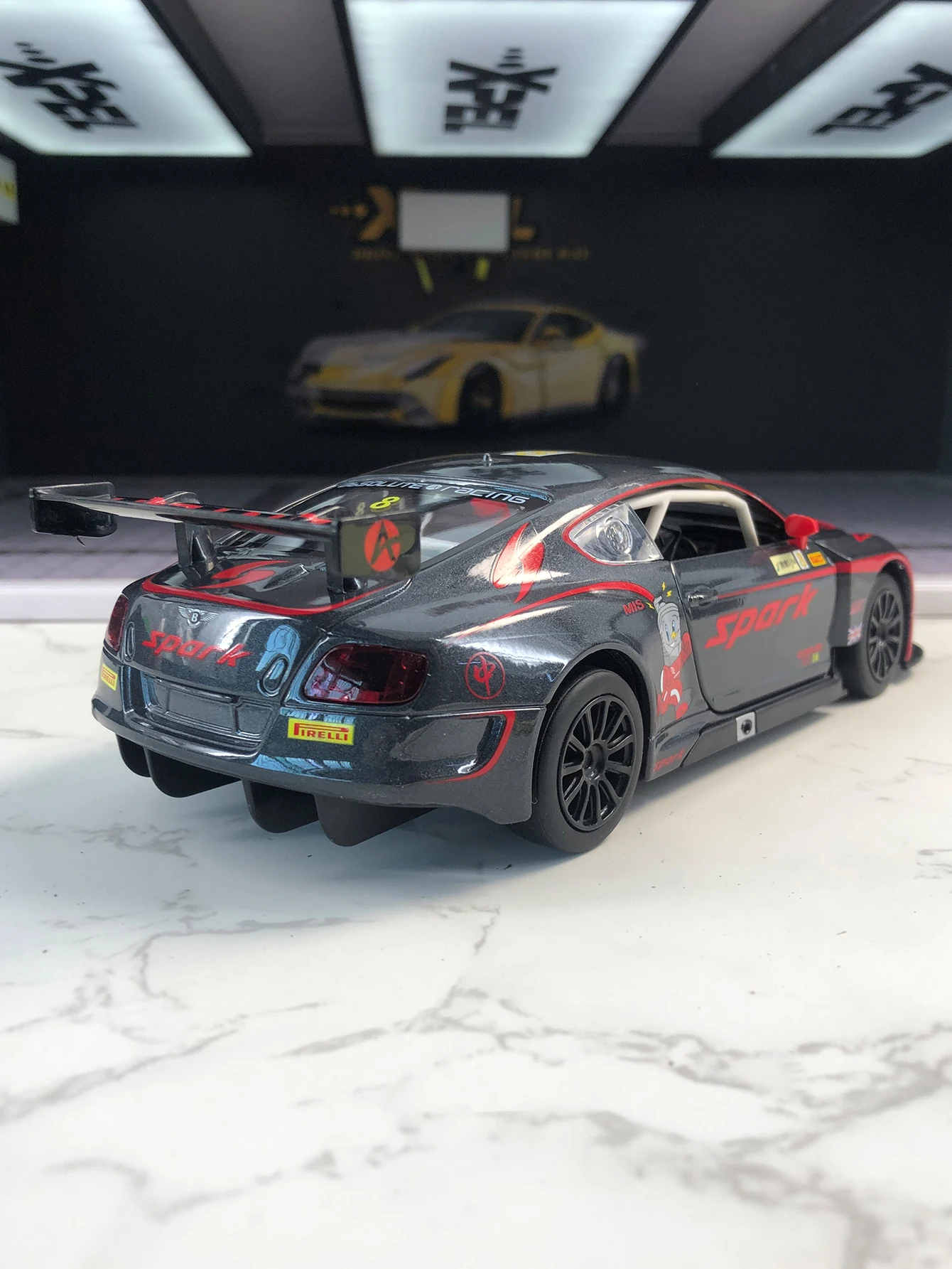CCA 1:24 محاكاة سبائك الزنك بنتلي كونتيننتال GT3 نموذج سيارة، زخرفة ثابتة، سيارة هدية معدنية قابلة للجمع