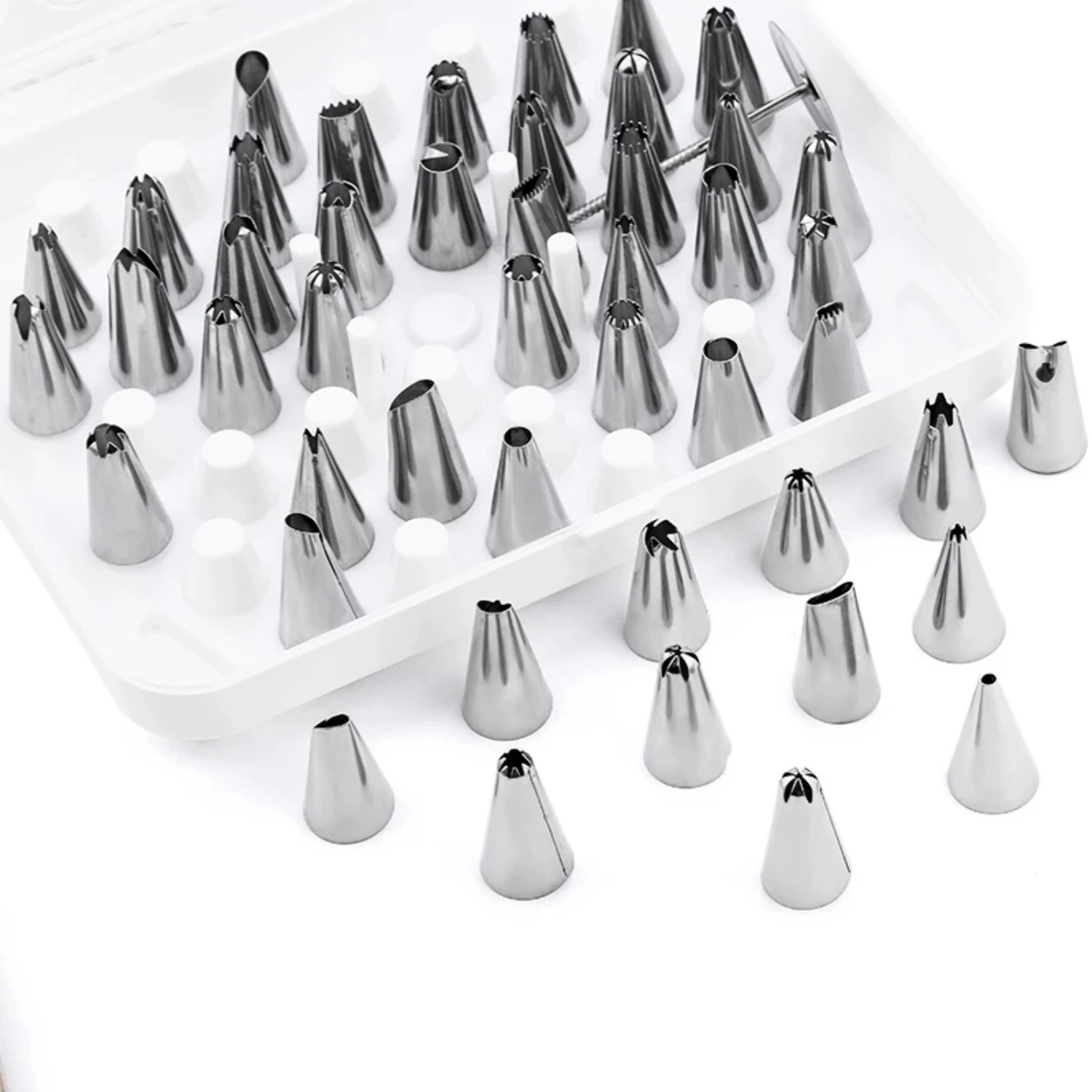 52pcs/set Cake Decorating Tips Set With  Box Piping Nozzles Pastry Nozzles Baking Accessories Cake Decoration Tools