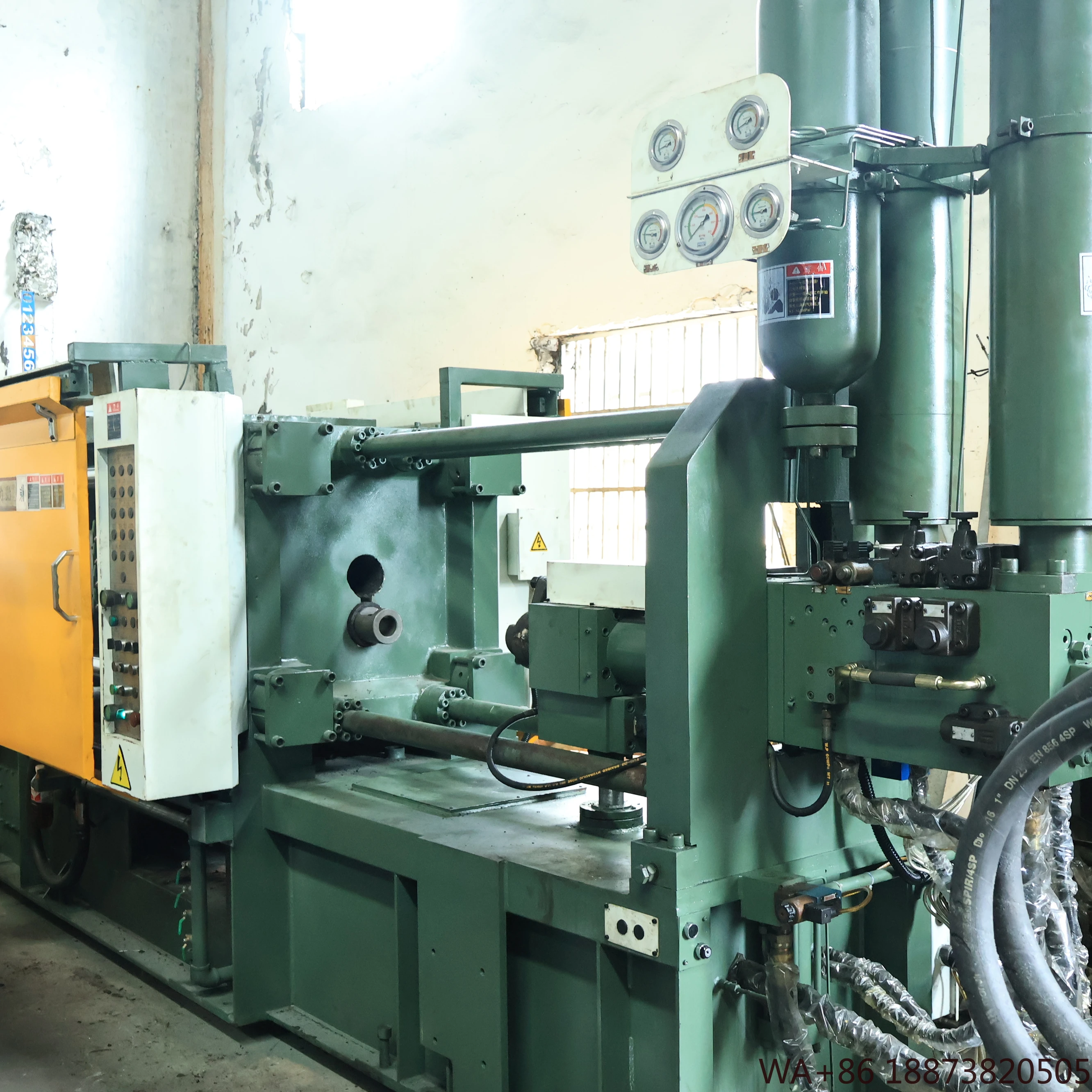 آلة صب القوالب ذات الغرفة الباردة 280T تستخدم من سبائك الألومنيوم لصنع مقابض الأبواب