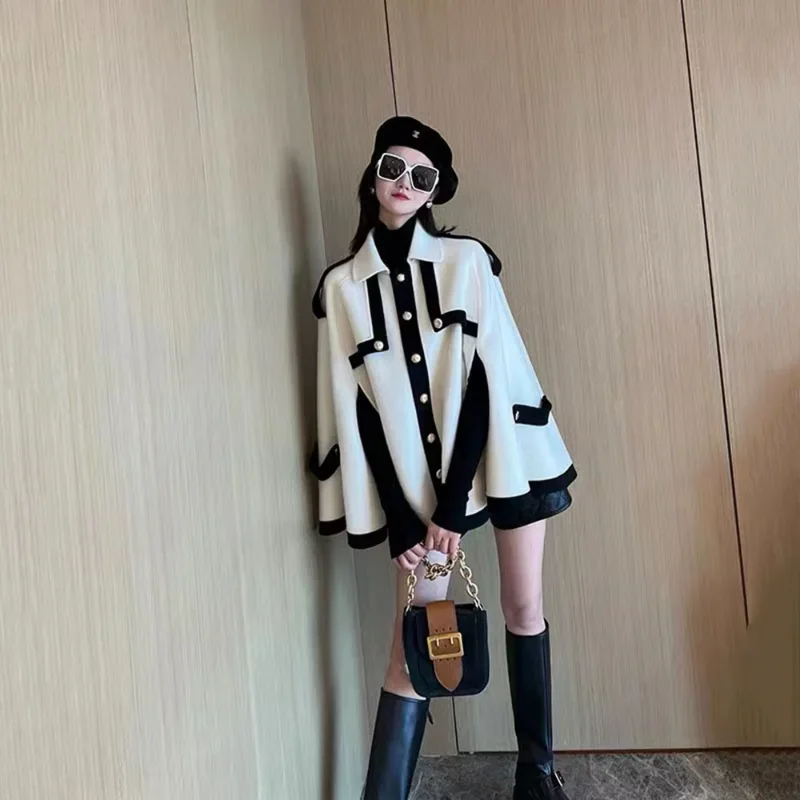 

2025 New French College Cape Cloak Womens Fashion Warp Woolen Blends Coats British Style Wool Poncho Autumn Winter