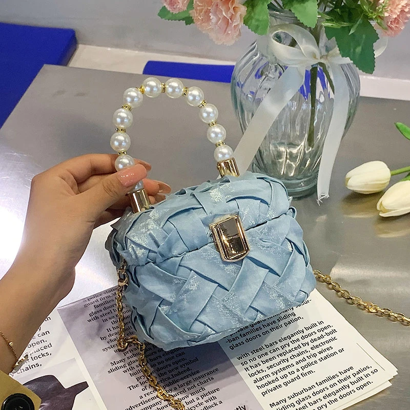 Acrylic Box Handbags for Elegant Women Pearl Beads Decor Lock Chain Shoulder Bag Luxury Designer Purses Transparent Makeup Bag