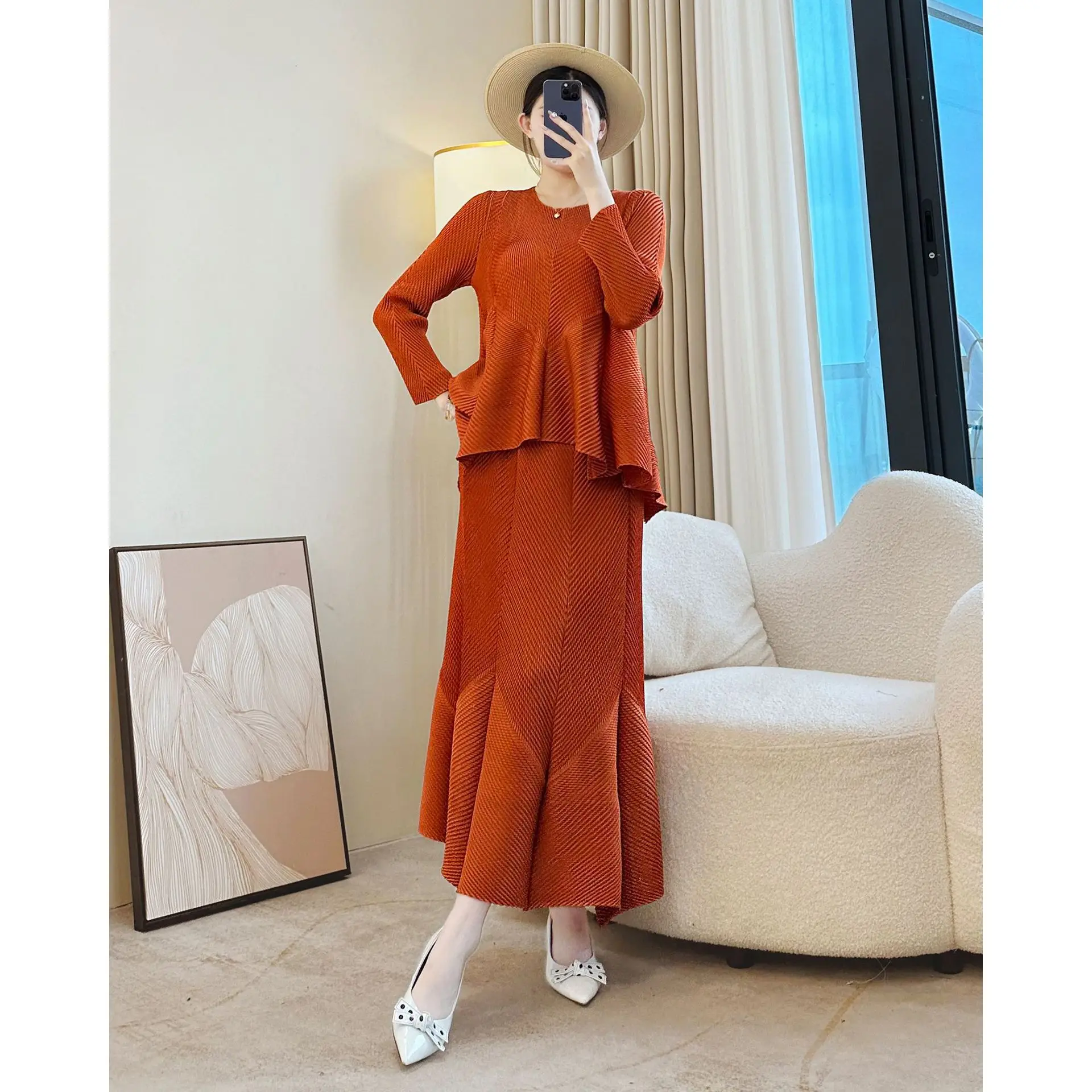 Miyake Tinta unita Moda Abito irregolare allentato 2025 Autunno Nuovo scollo a V Top a pieghe + Gonna a pieghe Abbigliamento donna in due pezzi