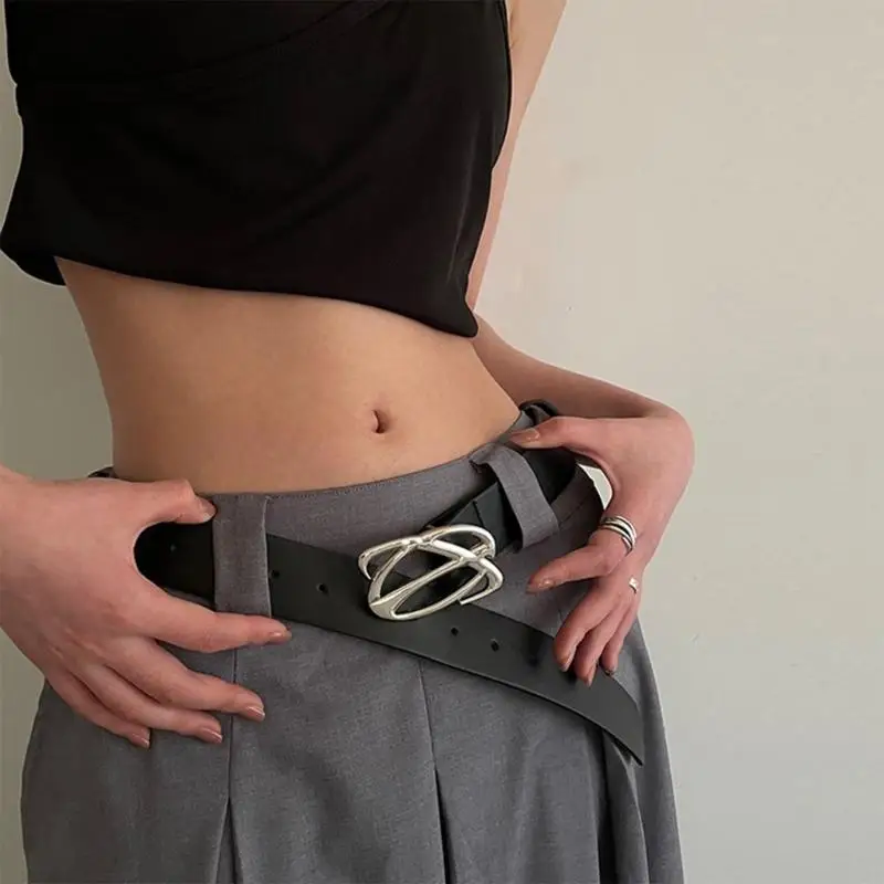 39BD PU-Ledergürtel für Damen, Metall-Dornschnalle, schwarzer Gürtel für Jeans und Hosen – Detail 4