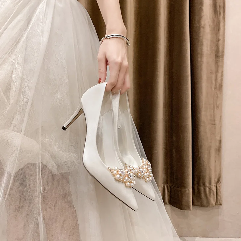 

White Wedding Shoes Pearl Rhinestone Flower Buckle Pointed Toe Bride Dress Pumps Large Size 31-43 Stiletto High Heels Slip-on