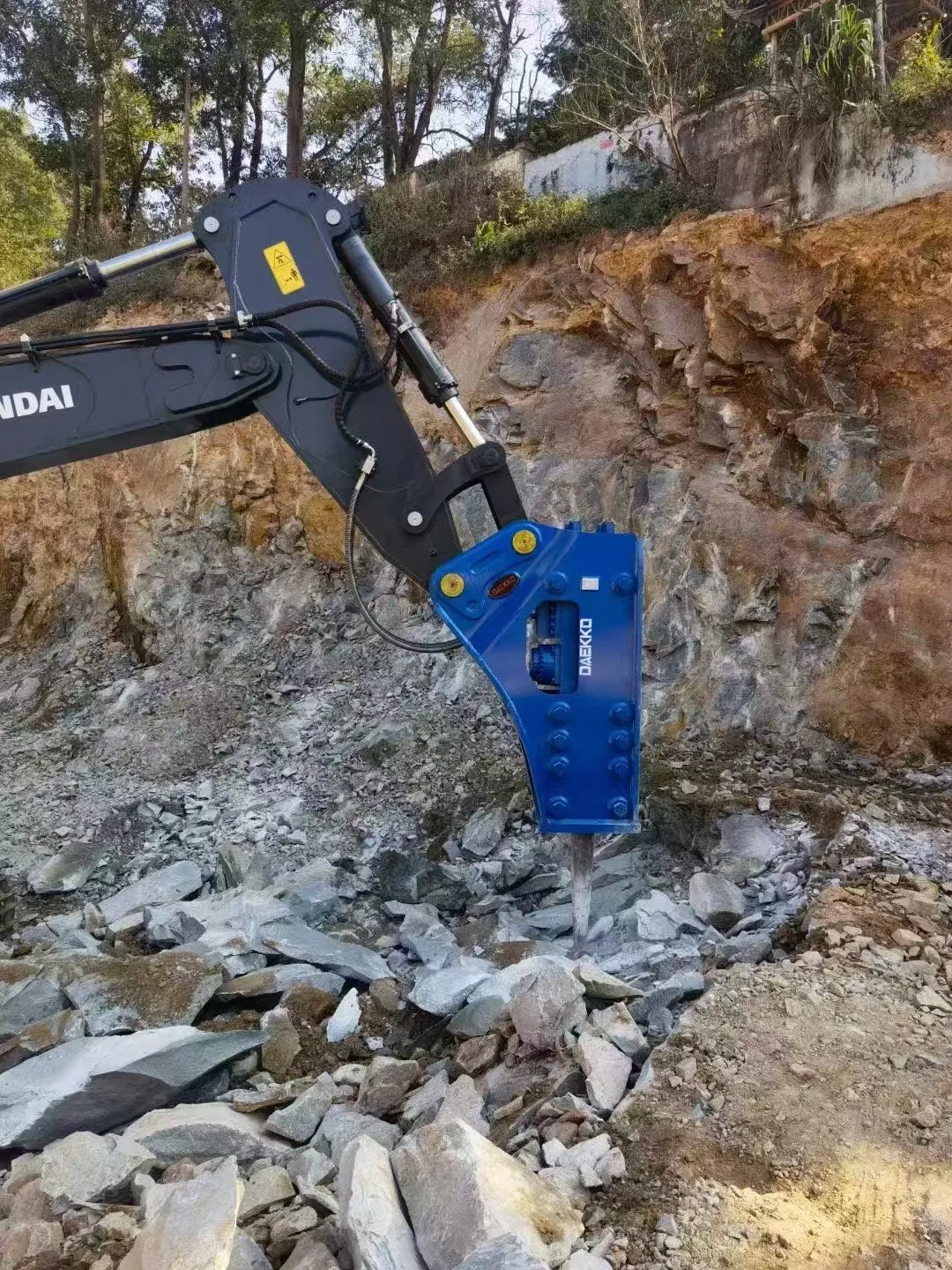 

Factory High Quality Universal Hydraulic Breaker Hammer MTTOYO 68 for 6-8Tons Mining Excavator