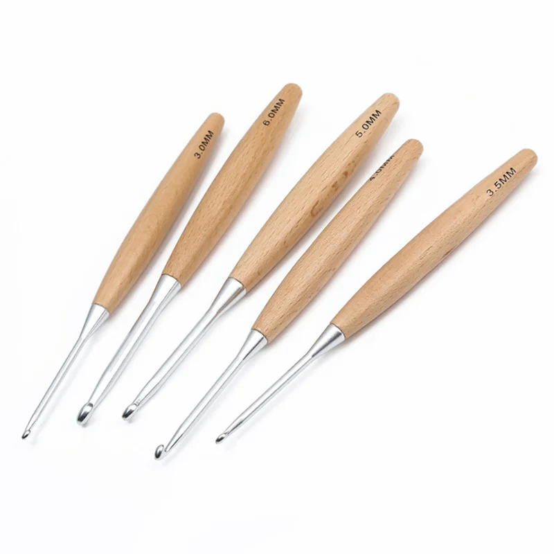 8Pcs Wood Crochet Hooks 3.0mm-6.5mm, Ergonomic Handle Crochet Hooks Set