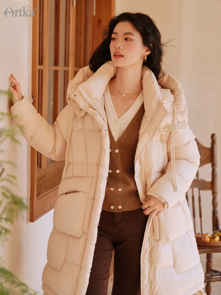 ARTKA 2022 Winter New Women Down Coat Fashion Casual Solid 90% White Duck Down Coat Midi Hooded Loose Warm Coat Female ZK92022D