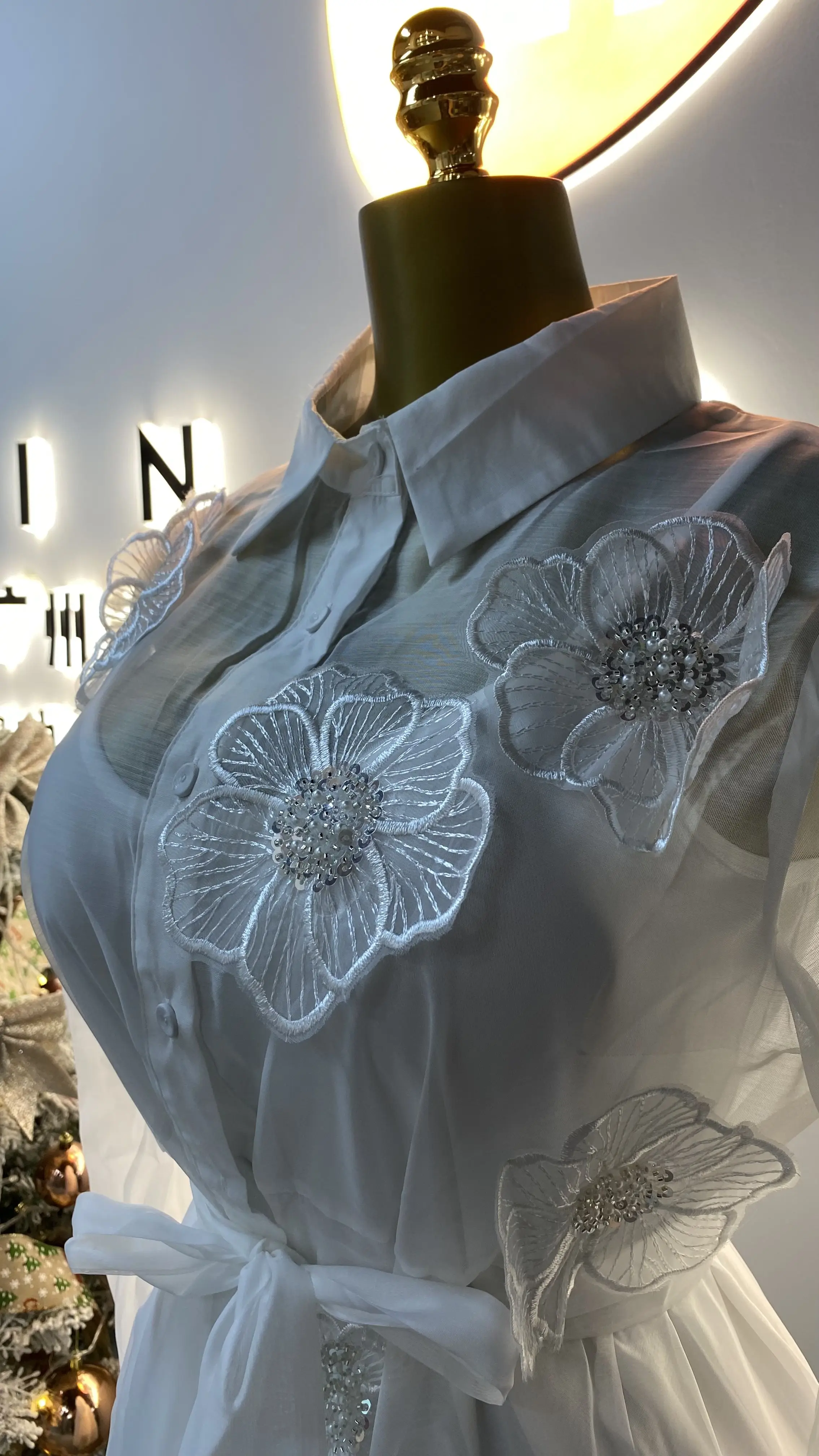 Retro-Modekleid für Damen, elegant, 3D-Applikation, Netzstoff, großer Saum, Design, Revers, lange Ärmel, GZXX485