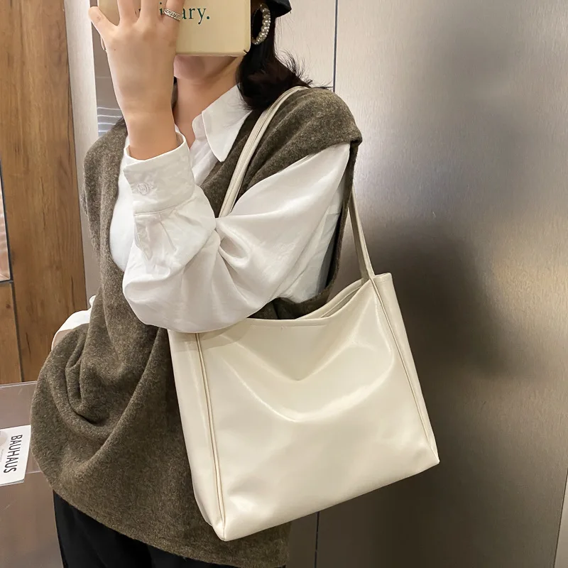 New Trendy Tote Bag Simple Temperament Western Style Large Capacity Shoulder Bag Casual Shopping Bag Luxury Designer Handbag