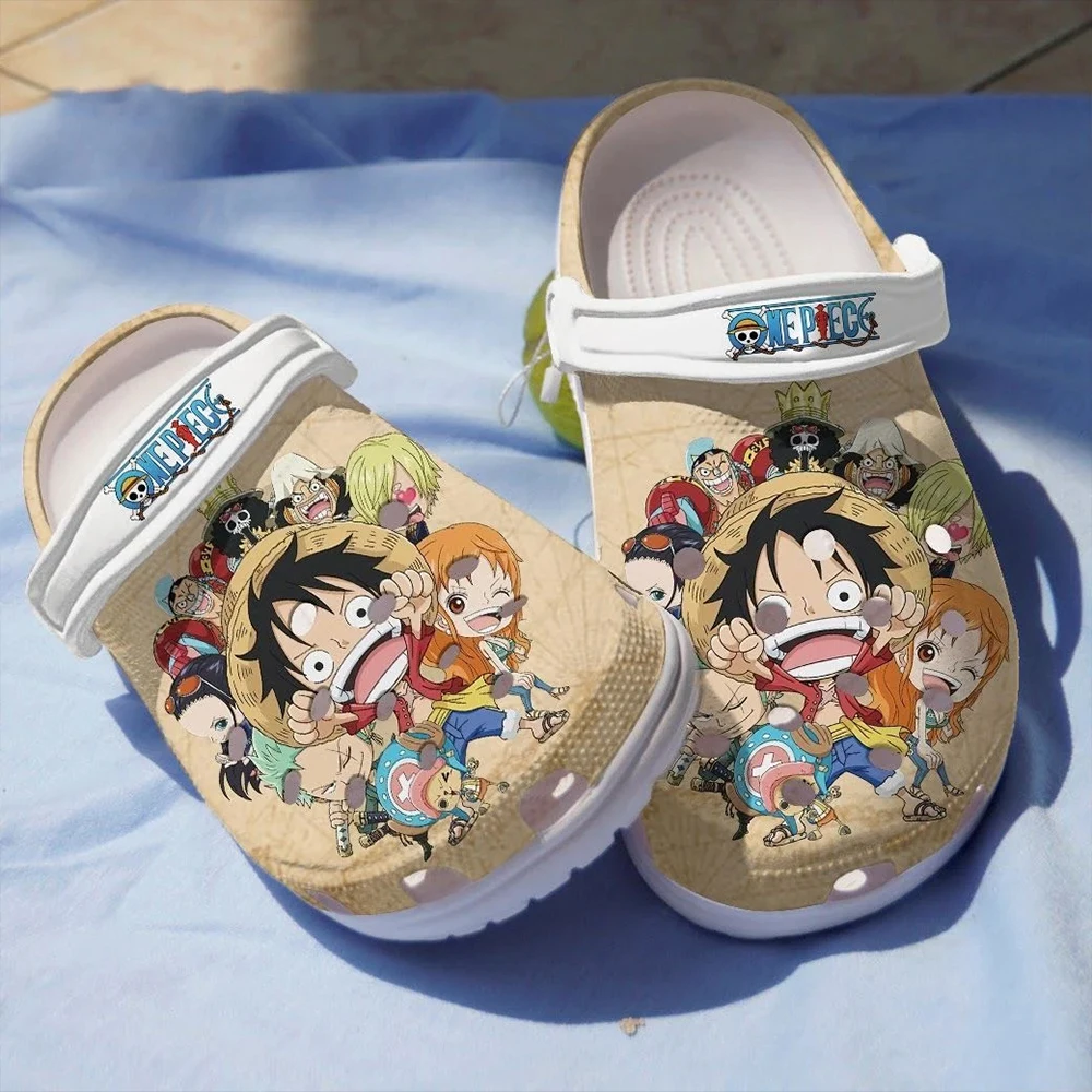 One Piece Anime Straw Hat Team Print Clogs Men Casual Slip On Garden Shoes Non Slip Beach Slipper Outdoor Fashion Comfort Sandal