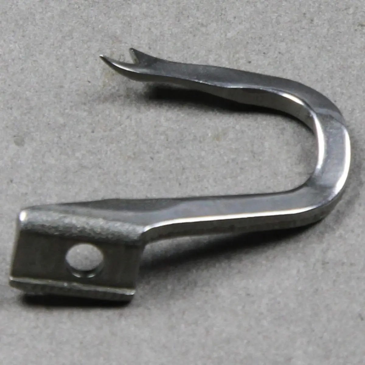 

（10PCS）Upper Looper #42072 for SINGER 81-1,1K70,81U86 Sewing Machine Parts