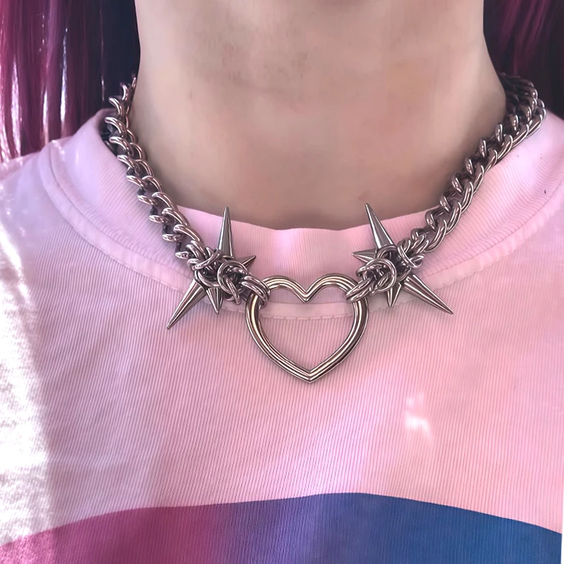 Punk-Schmuck Edelstahl Nieten-Herz-Anhänger Halskette für Frauen Mode Goth Grunge Cool E-Girl Charm Ästhetisches Accessoire – Detail 2