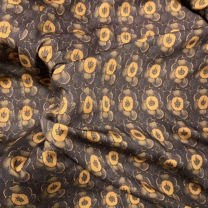 

Ацетатная атласная ткань Ципао с цветочным принтом, искусственная пряжа для облаков, вискоза, китайское платье, блузка, винтажный стиль, мягкая драпировка, модная ткань